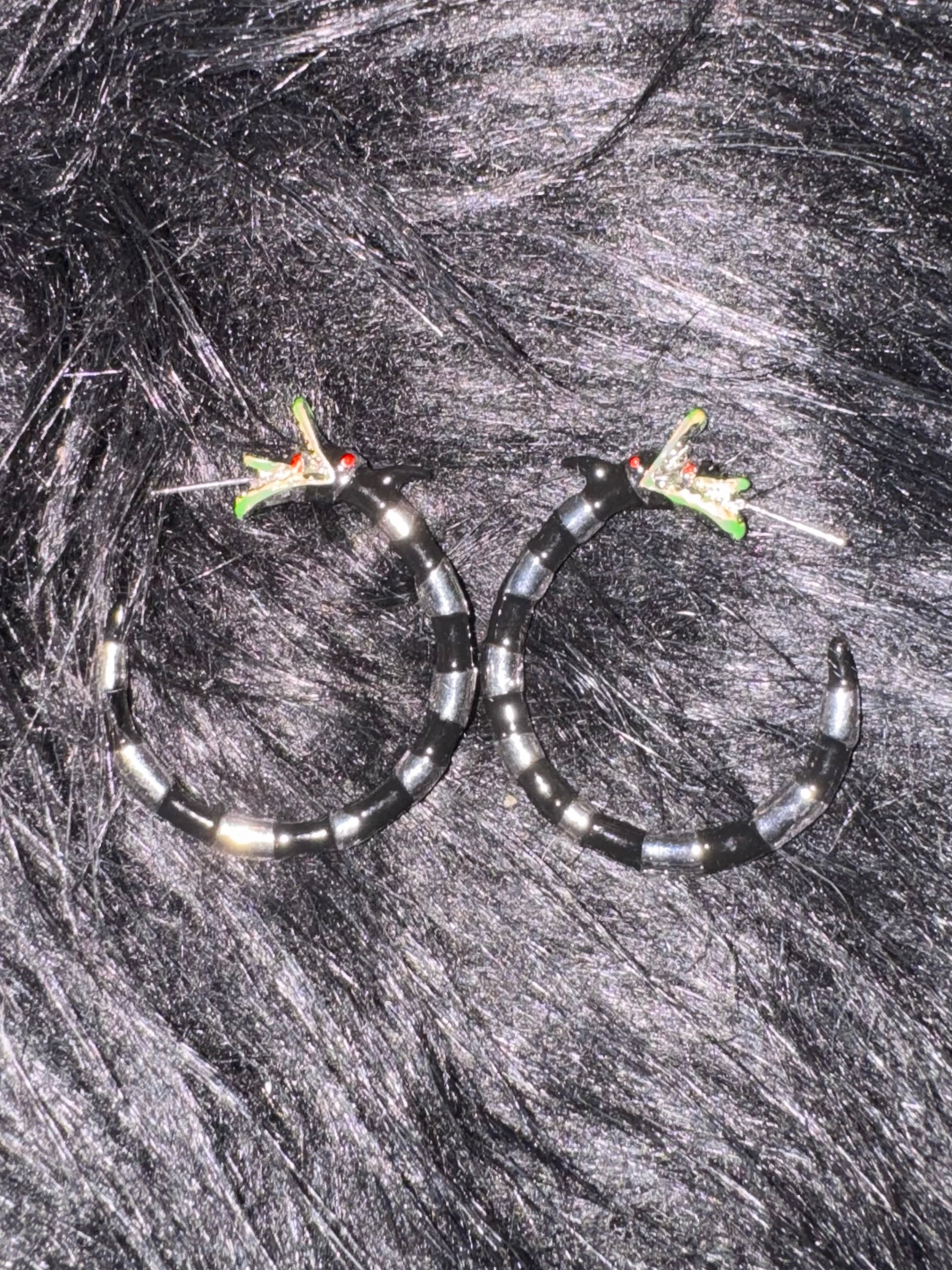 Sandworm Hoop Earrings