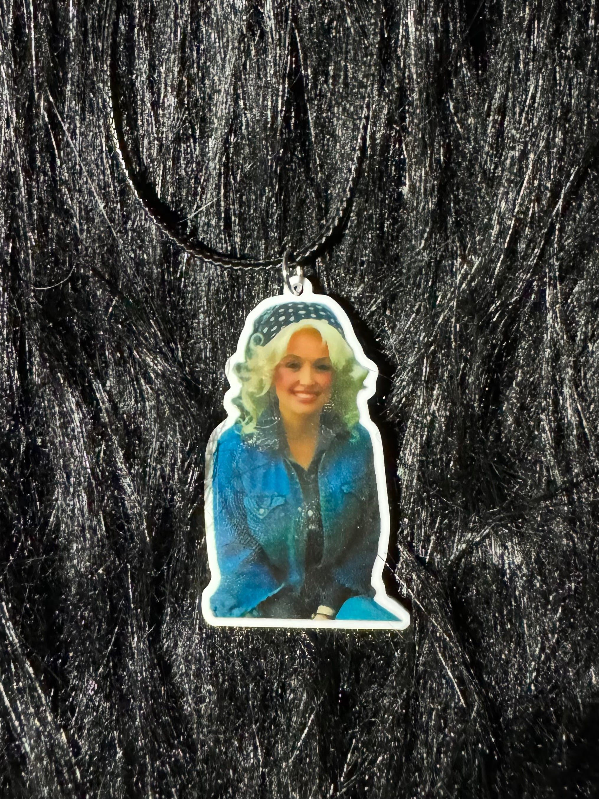 Dolly Necklace