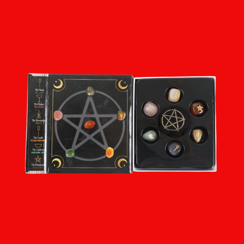 The Witches Guide to Crystals Gift Set