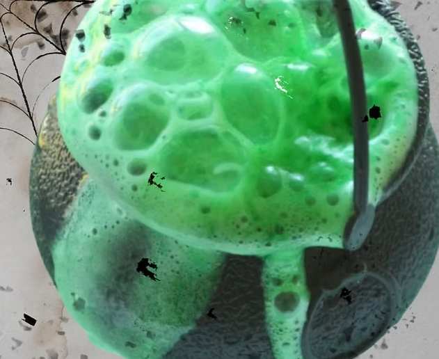 Black Cauldron Bath Bomb